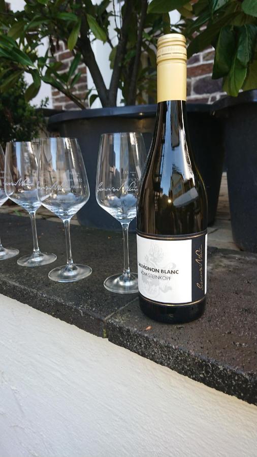 Ferienweingut Serwaziwein Mesenich Bagian luar foto